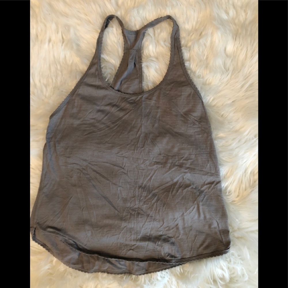 Lulu lemon top